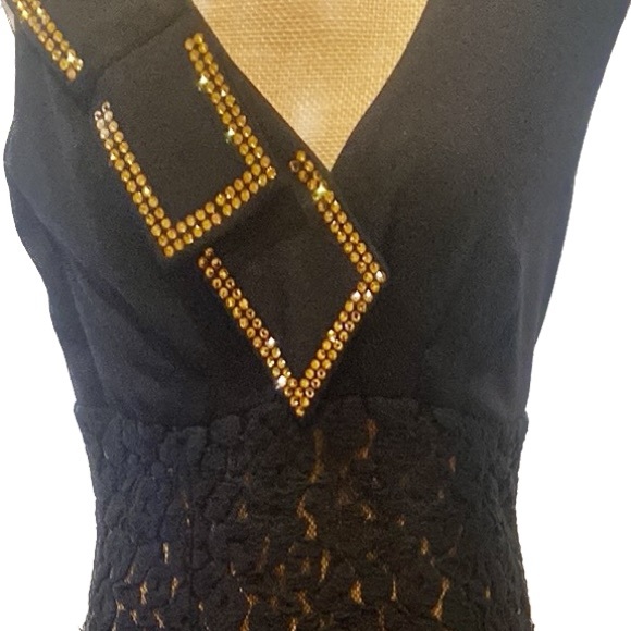 VDP collection fabulous dress, black lace on gold lining, rhinestone details, M - Picture 13 of 16